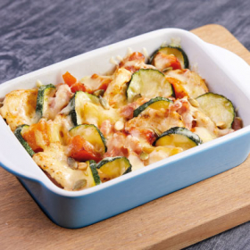 Запеканка с курицей, тыквой и семечками